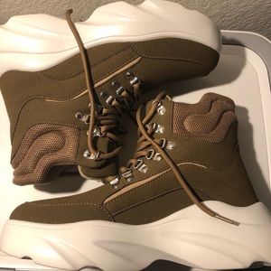 Womens hightop sneakers